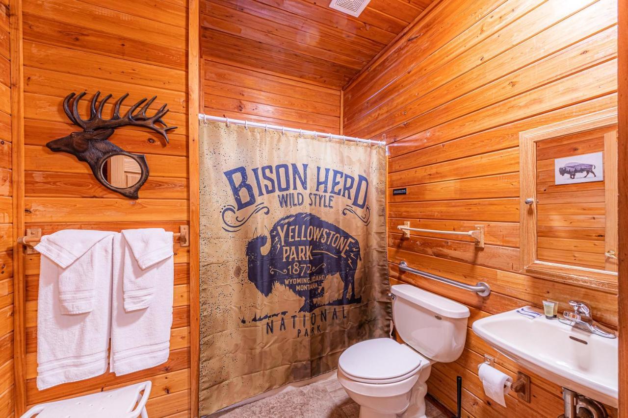 Cabin #4 The Wolves Den - Pet Friendly- Sleeps 6 - Playground & Game Room Payson Luaran gambar